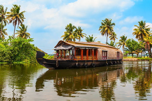Exotic Escape to Kerala With Houseboat Stay